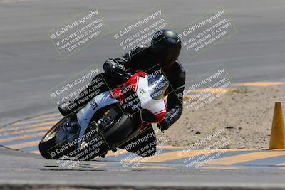 media/Apr-09-2023-SoCal Trackdays (Sun) [[333f347954]]/Turn 10 (115pm)/